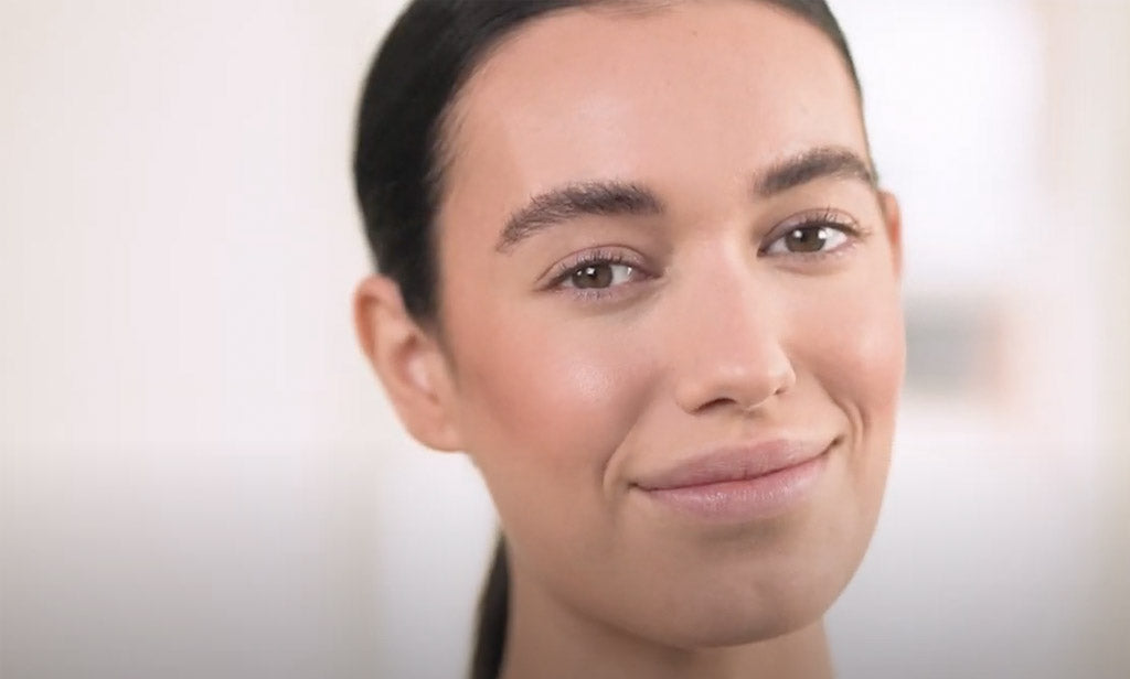 The Signature delilah Glow