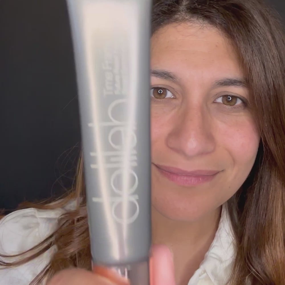 Load video: Time Frame | Future Resist Foundation SPF 20
