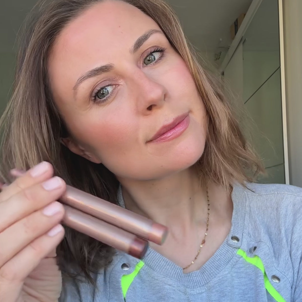 Load video: Enhance Eyes | Smooth Shadow Stick Duo
