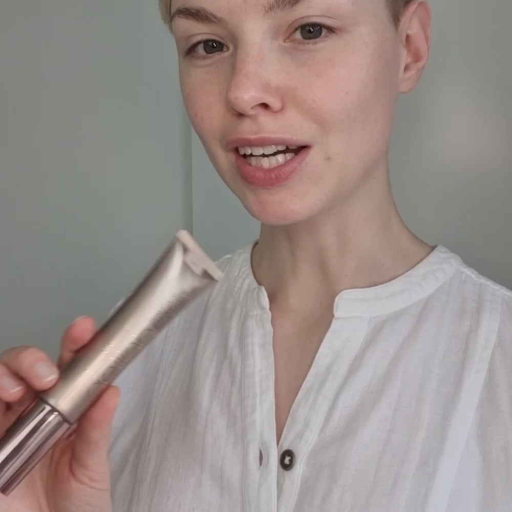Load video: Time Frame | Future Resist Foundation SPF 20